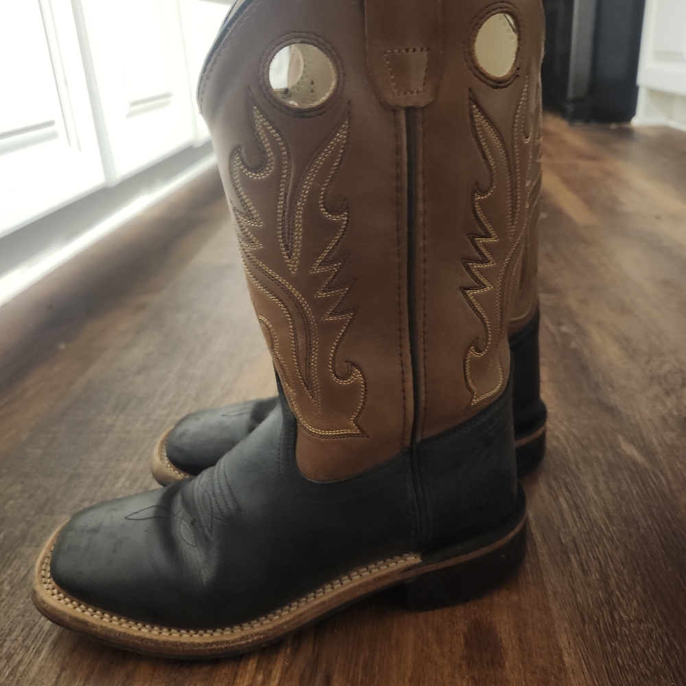 Classic Black and Brown Leather Western Boots